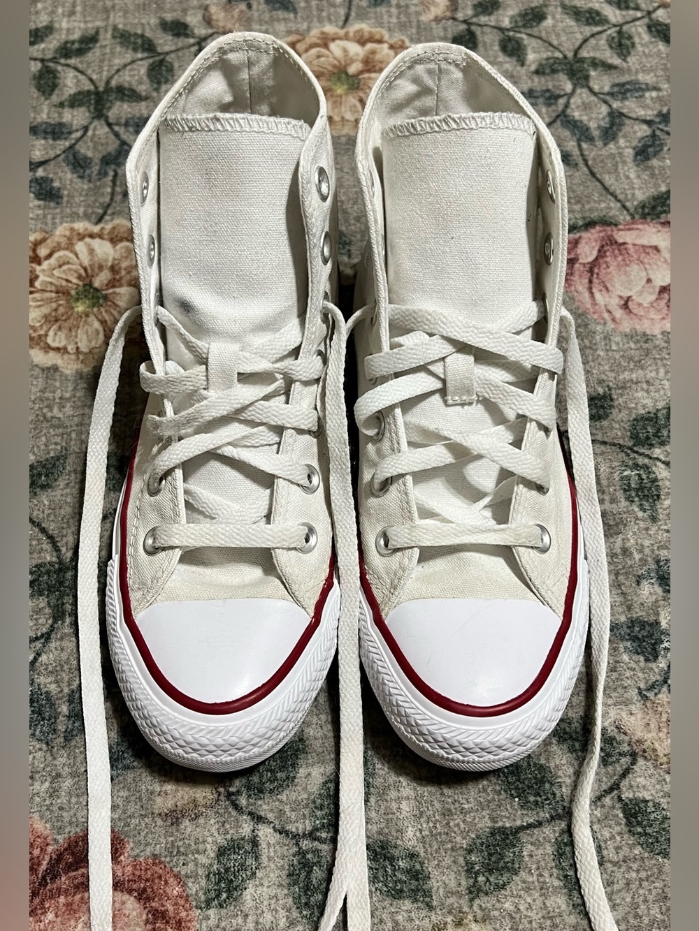 Classic Converse Chuck Taylor All Star High-Top Sneaker Size 4.5 Men/ Womens 6.5